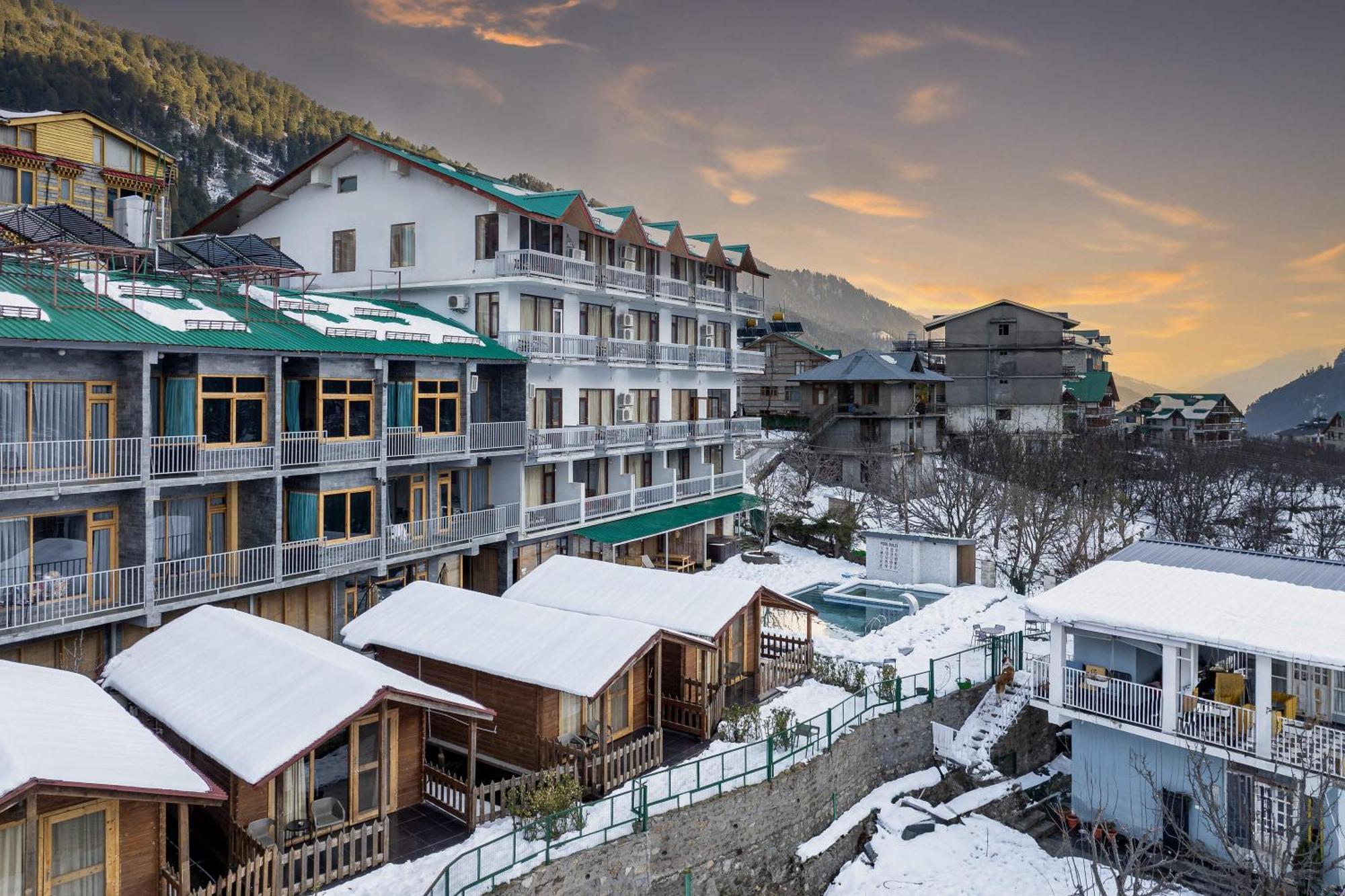 Echor Himalayan Heights Manali Hotel Ngoại thất bức ảnh